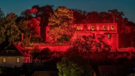 Illuminierte Heldenburg bei der Night of Light 2020, Bild 7